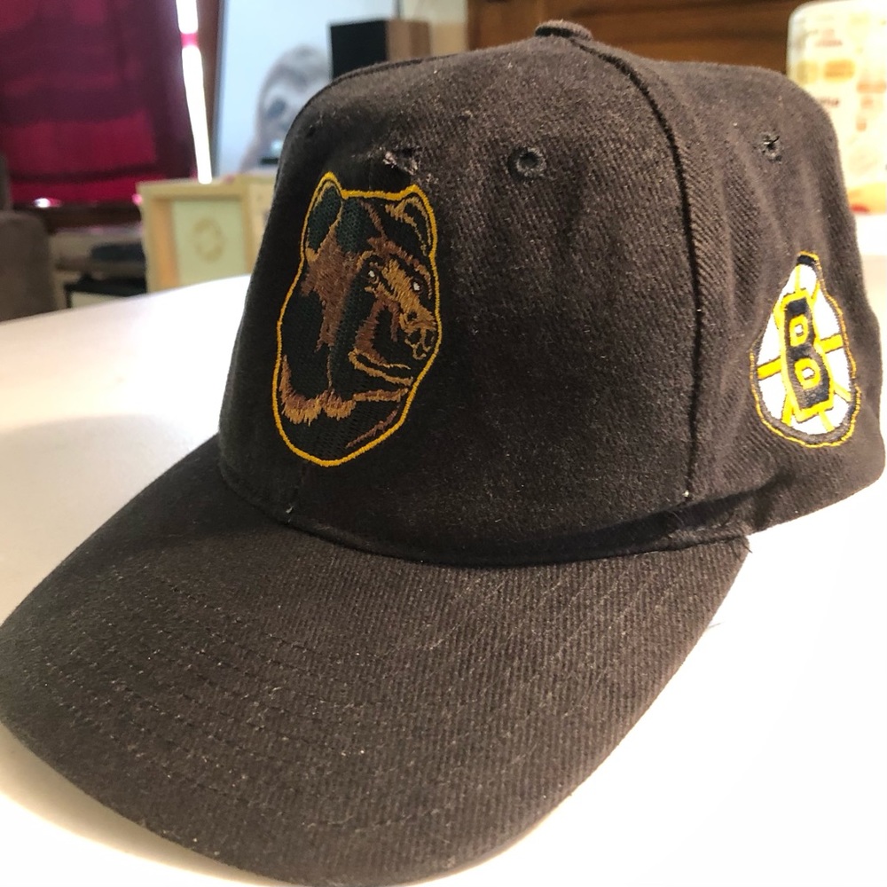 Boston Bruins NHL hat one size adjustable snap back